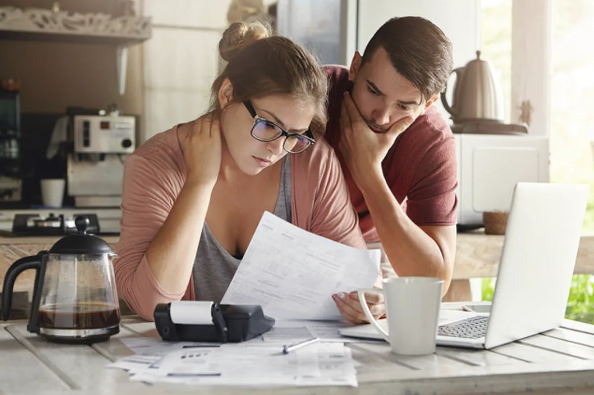 How an RBA cash rate change flows through to home loan repayments