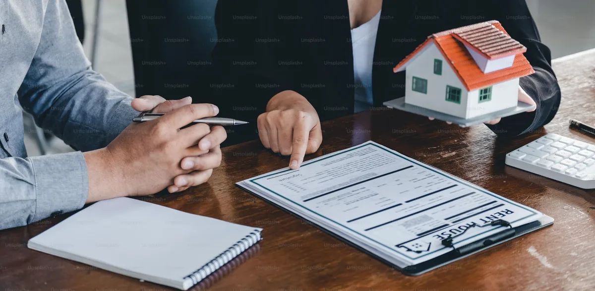 Property investor meeting a mortgage broker